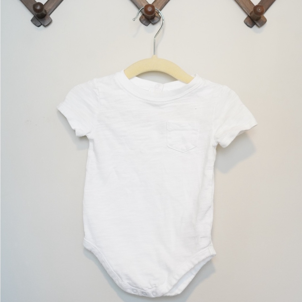 Janie and Jack White Short-Sleeve Infant Bodysuit with Pocket